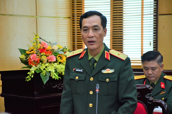 Thiếu tướng Nguyễn Đức Tùng phát biểu tại buổi gặp mặt.